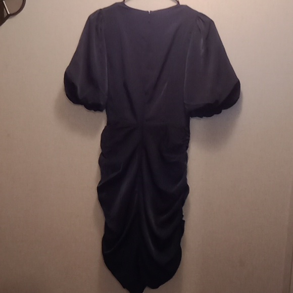 EXPRESS - Picture 4 of 4